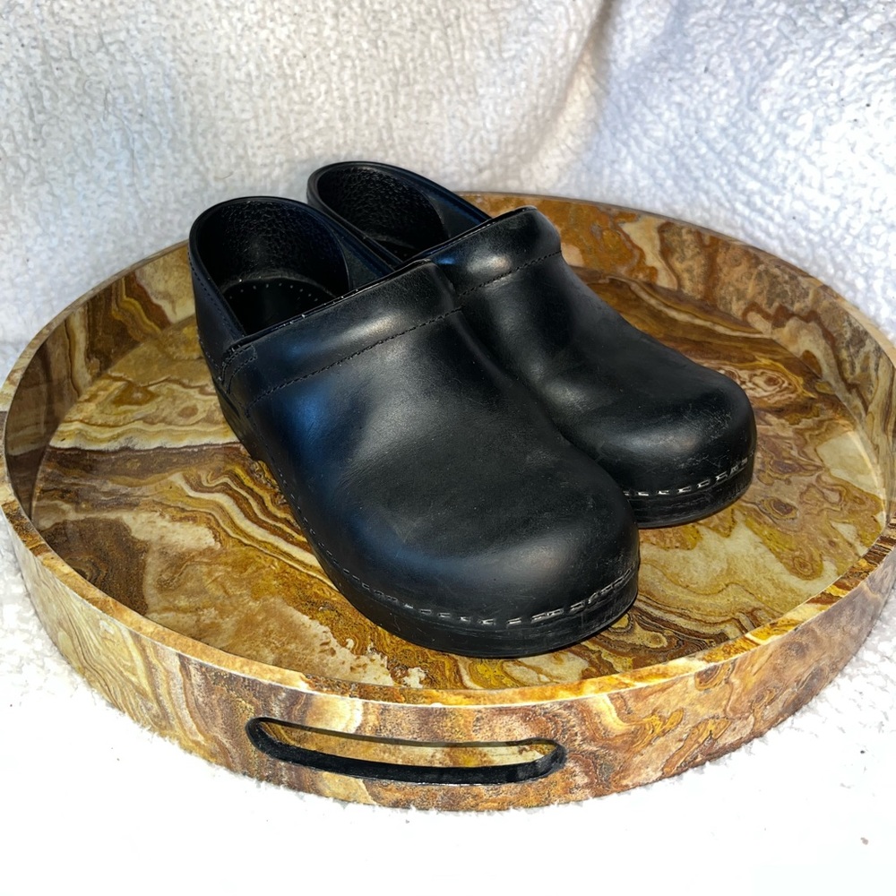 Black women’s Dansko clogs